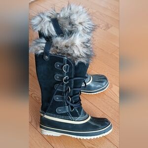 Sorel Joan of Arctic Boots